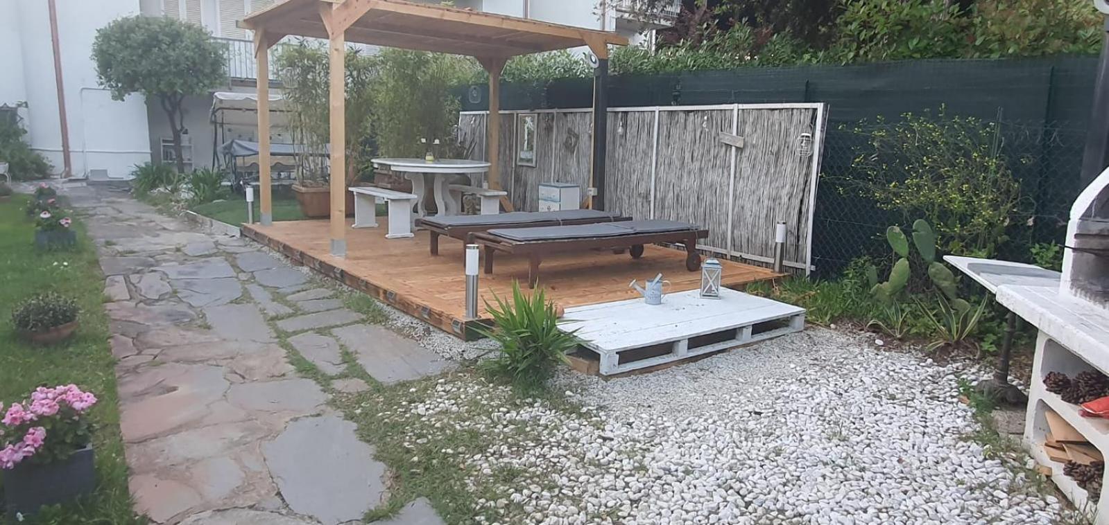 Domusauroom, Relax Nel Cuore Della Versilia - Pet Friendly Viareggio Eksteriør billede