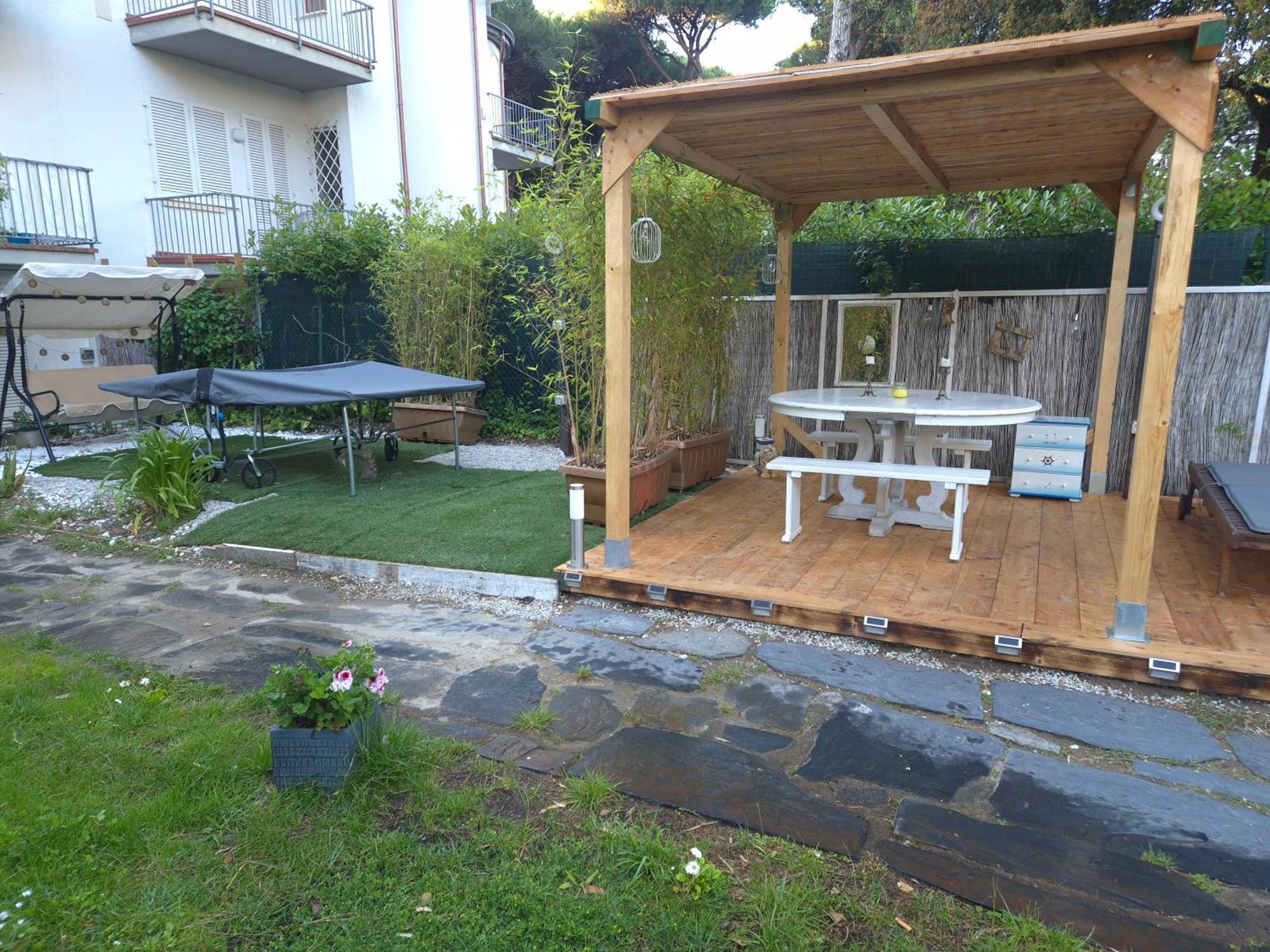 Domusauroom, Relax Nel Cuore Della Versilia - Pet Friendly Viareggio Eksteriør billede