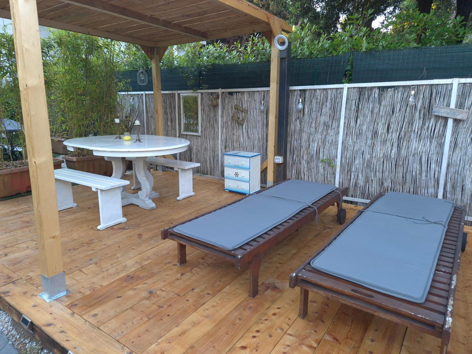 Domusauroom, Relax Nel Cuore Della Versilia - Pet Friendly Viareggio Eksteriør billede